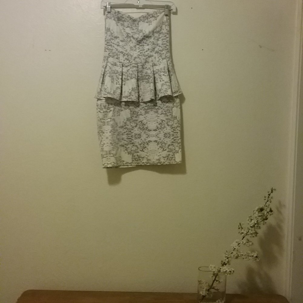 Anthro Strapless Sweetheart Peplum Dress Size S